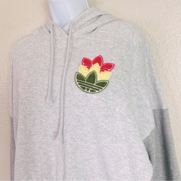 Adidas Grey Logo Play Cropped Hoodie Size L - Picture 3 of 10